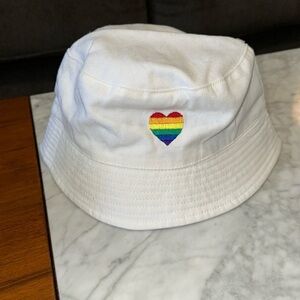 NWT Claire’s Rainbow Bucket Hat